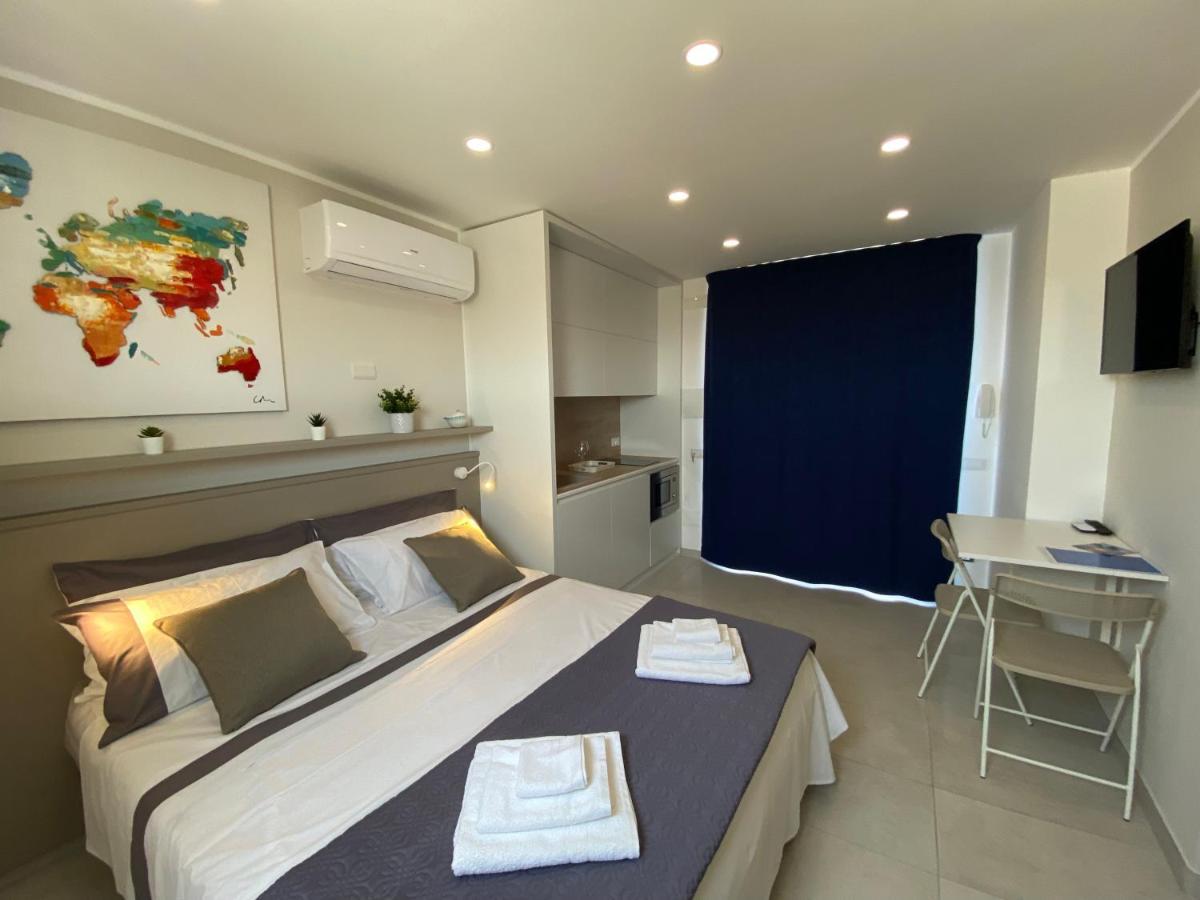 Appartamento Stupenda Mansarda Vista Mare Torre Pali Esterno foto